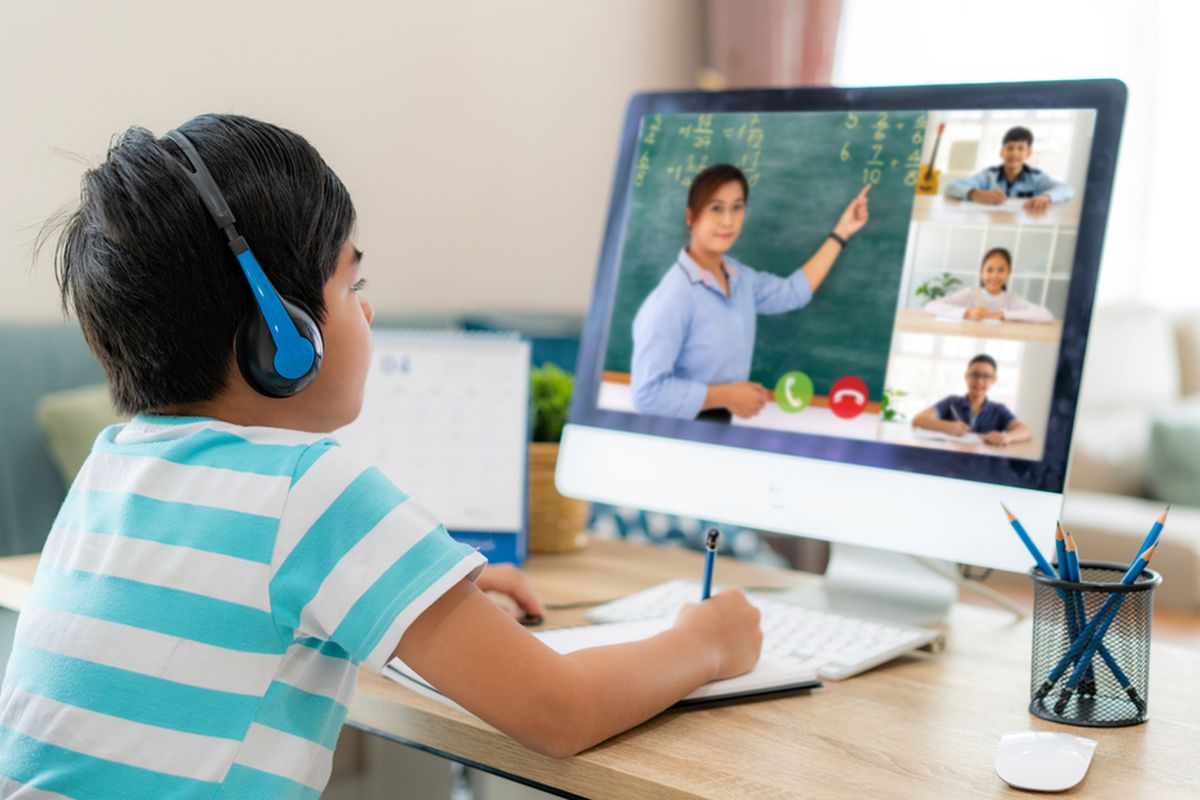Cara fokus belajar online